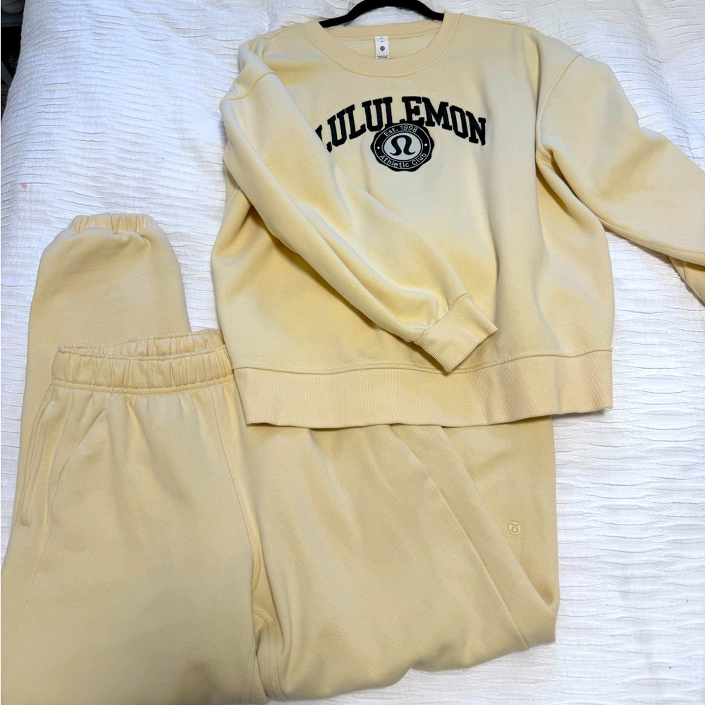 Lululemon sweatsuit